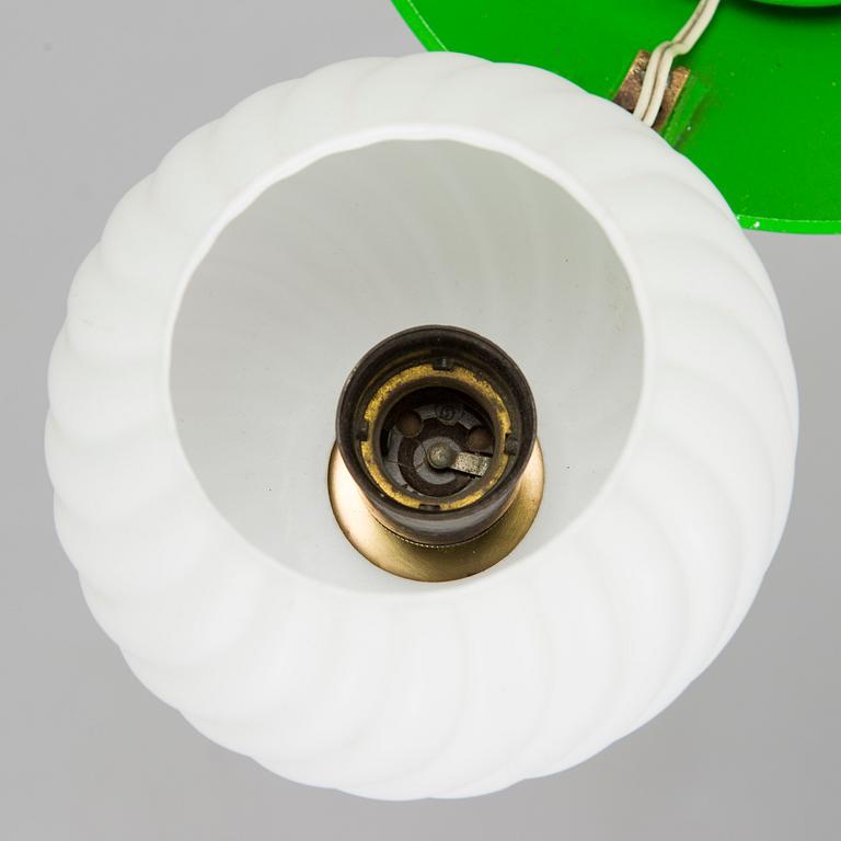 Paavo Tynell, a 1930s chandelier '1374/5 for Taito.