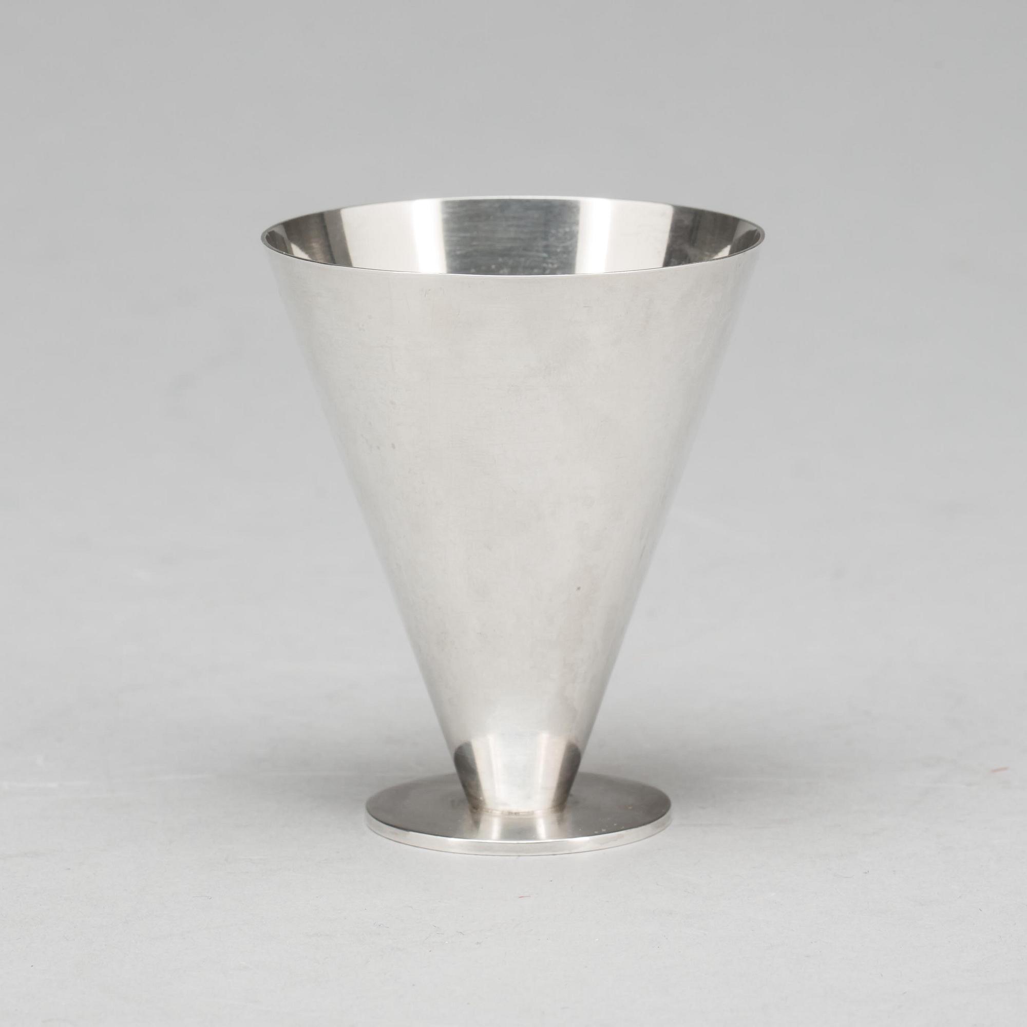 BÄGARE, sterlingsilver, Wiwen Nilsson, Lund,1938,  vikt ca 80 g.