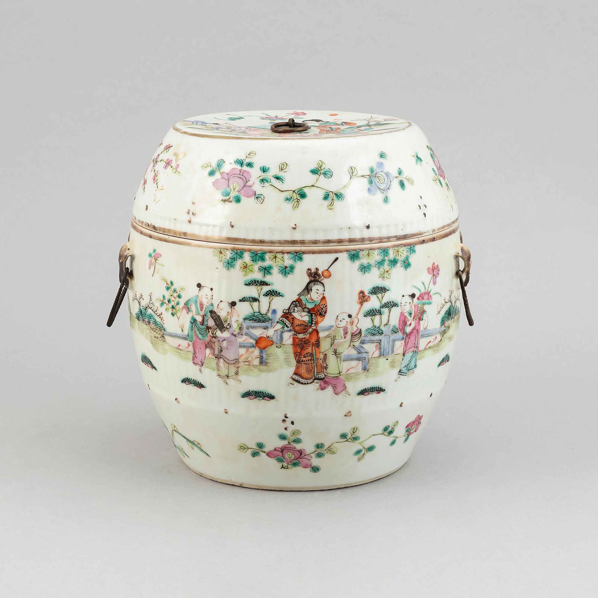 Matlåda, porslin. Qingdynastin, omkring 1900.