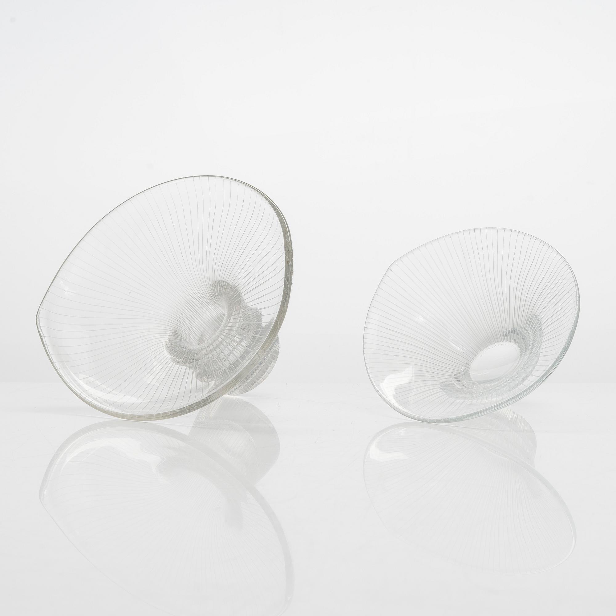 Tapio Wirkkala, Two art glass, model 3523 and 3139. Signed Tapio Wirkkala Iittala -58 och -54.