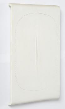 Lucio Fontana, ”Concetto Spaziale Taglio”.