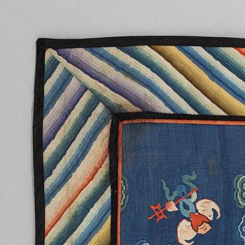 A Chinese textile, Qing dynasty, early 20th century.