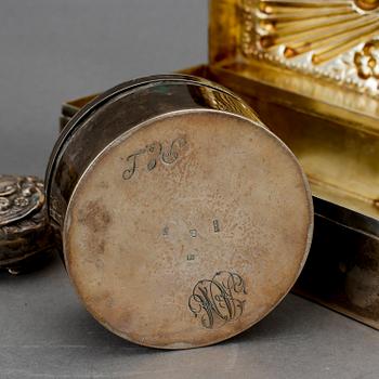 PARTI SILVER, 5 delar, främst England, 1800/1900-tal. Total vikt ca 544 gram.