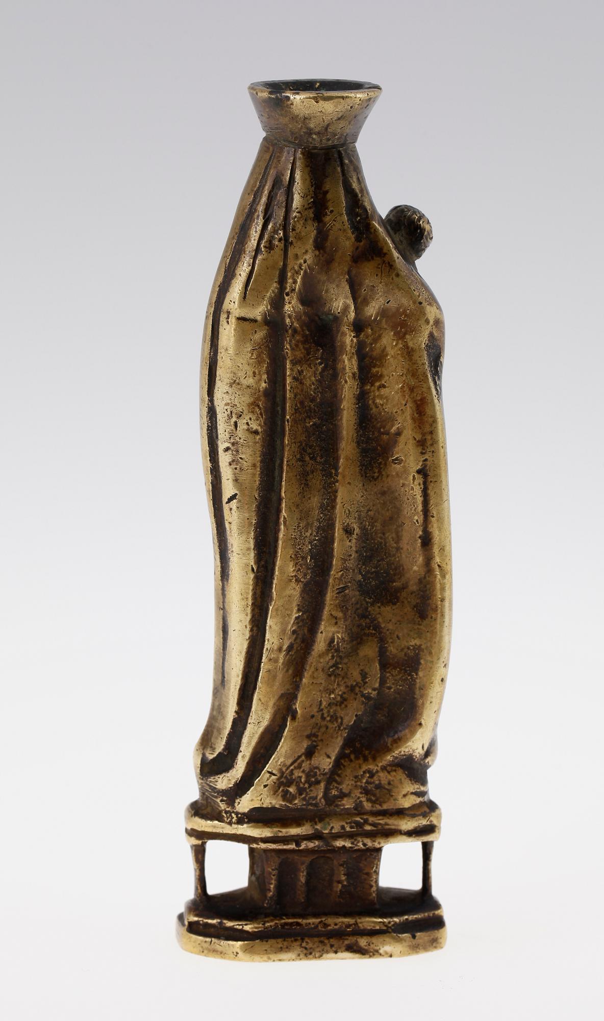 FIGURIN, brons, enligt uppgift 1400-tal.