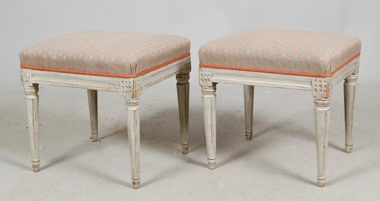 TABURETTER, 1 par, gustavianska, 1700-/1800-tal.