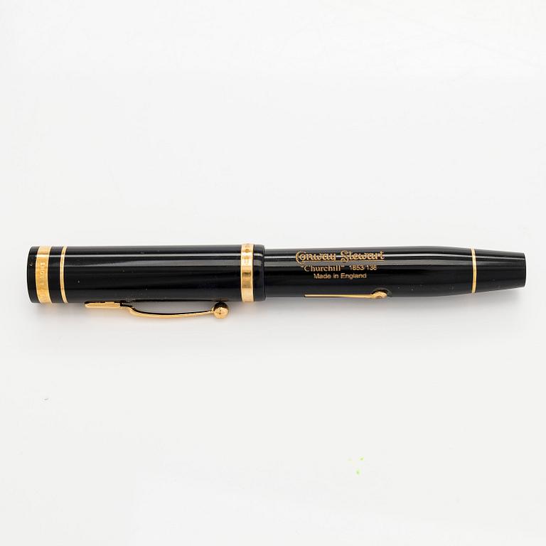 Conway Stewart, a fountain pen, 'Steinway & Sons'.