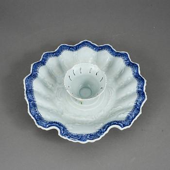 PARTI KINA, 6 delar, porslin, Kina, varav 5 st tallrikar, jiaqing, 1800-tal.