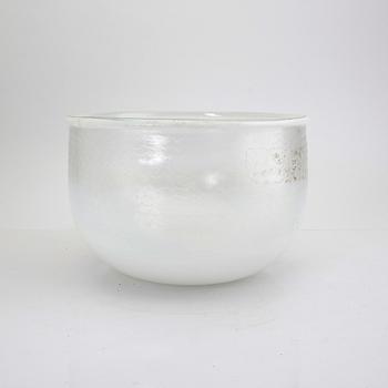 Signe Persson-Melin, a signed unique glass bowl.