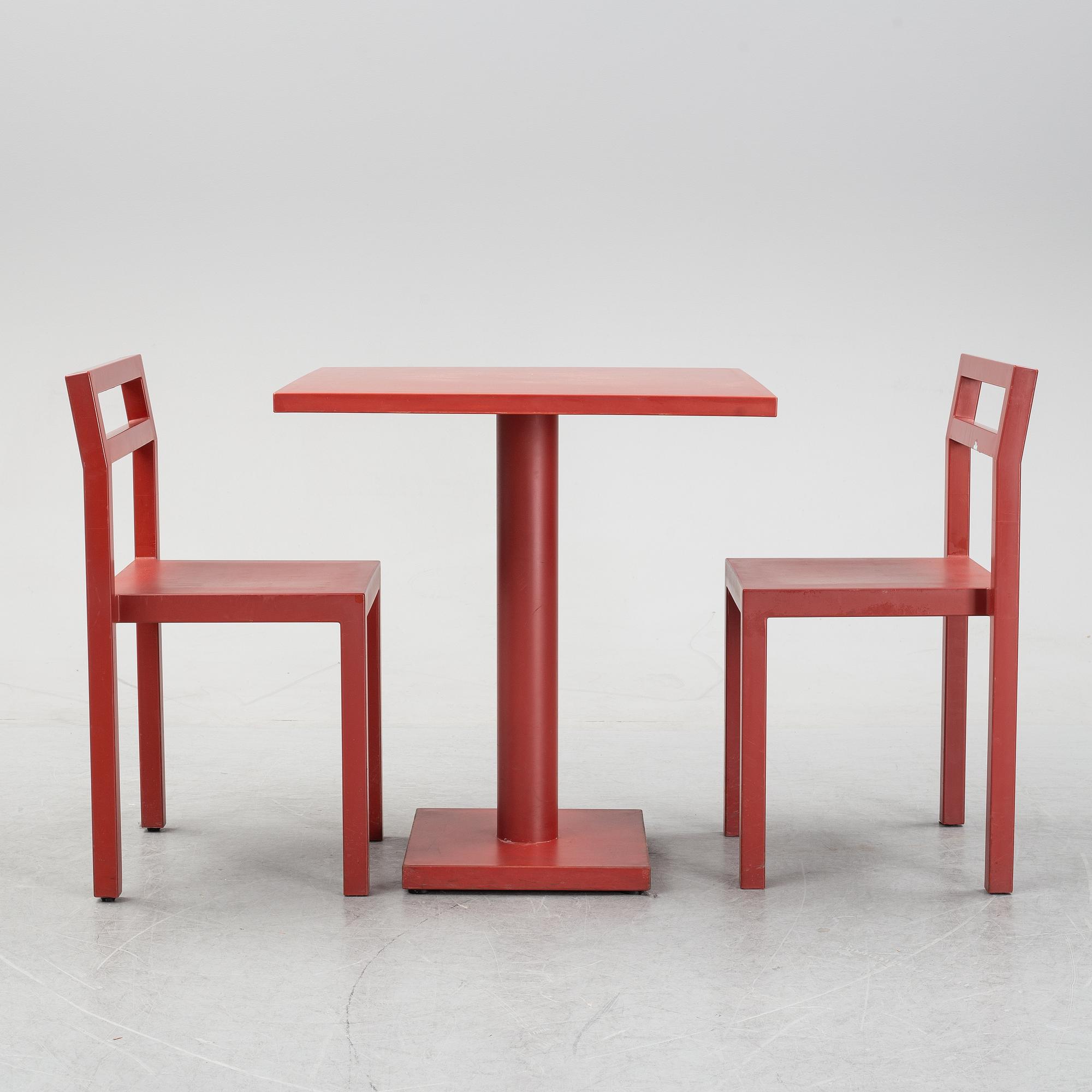 Boris Berlin/Poul Christiansen, bord med två stolar, "Non", Komplot design, Källemo.
