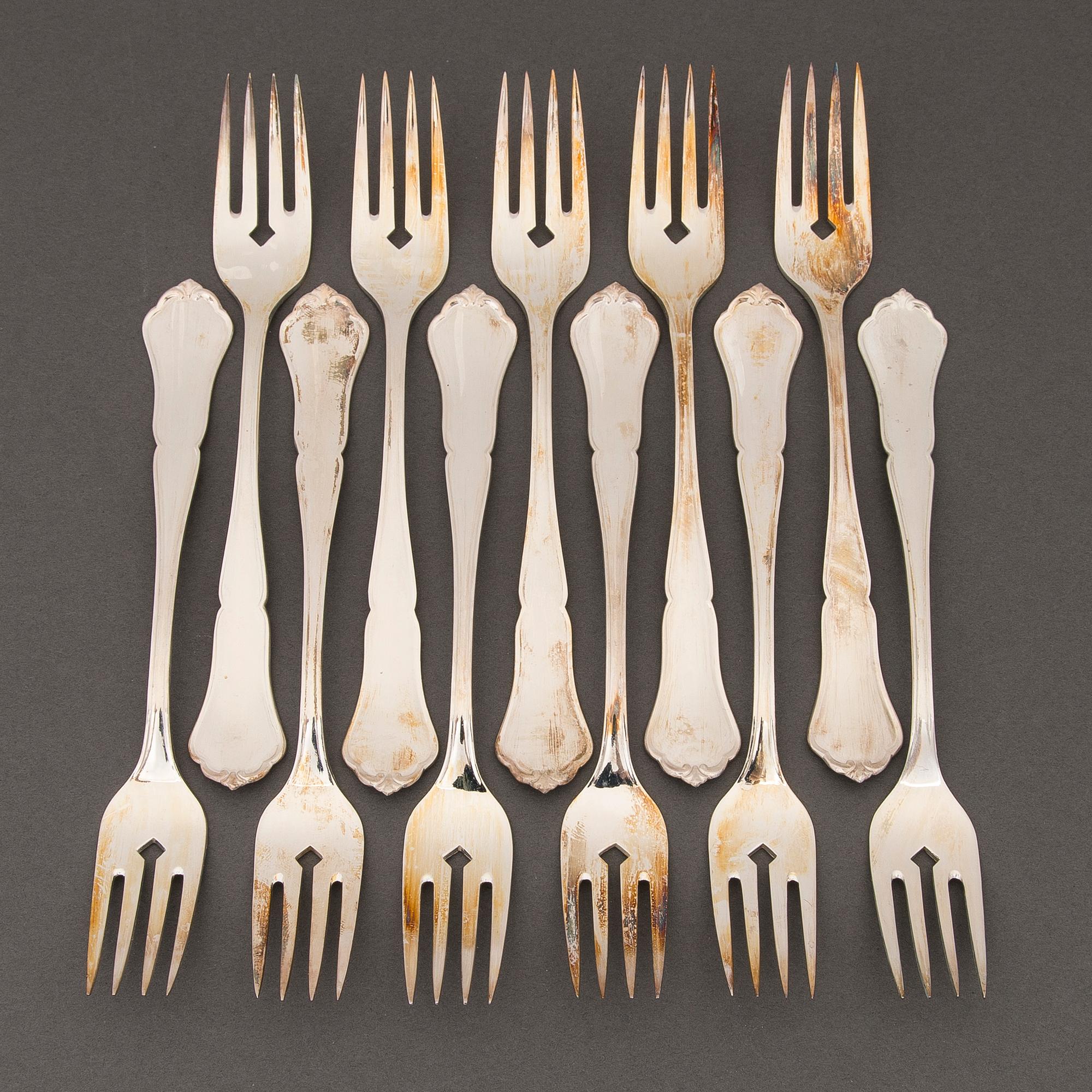 A 173-piece set of 'Chippendale' silver cutlery, Hopeakeskus, Hämeenlinna, Finland 1938-1947.