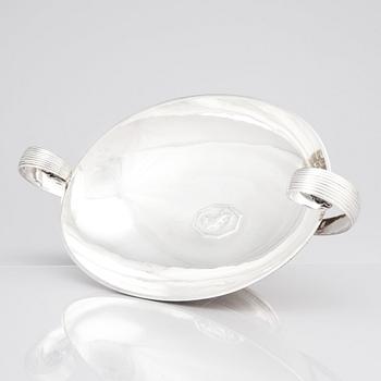 Atelier Borgila, an oval sterling silver footed bowl, Stockholm 1931.