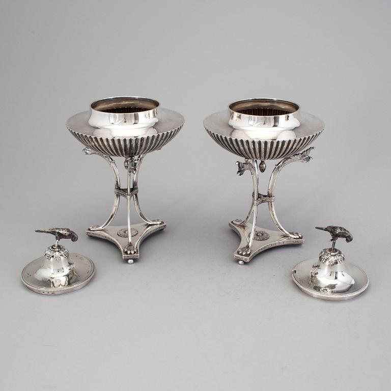 A pair of Swedish 19th century silver sugar-bowls, mark of Adolf Zethelius, Stockholm 1818.