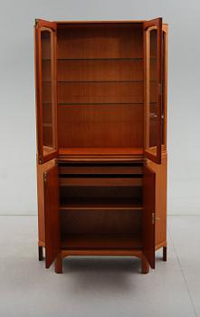 VITRINSKÅP, "Undantaget", Carl Malmsten, 1900-talets andra hälft.