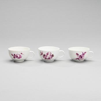 KAFFEKOPPAR, 3 ST, porslin, Meissen 1763-1774.