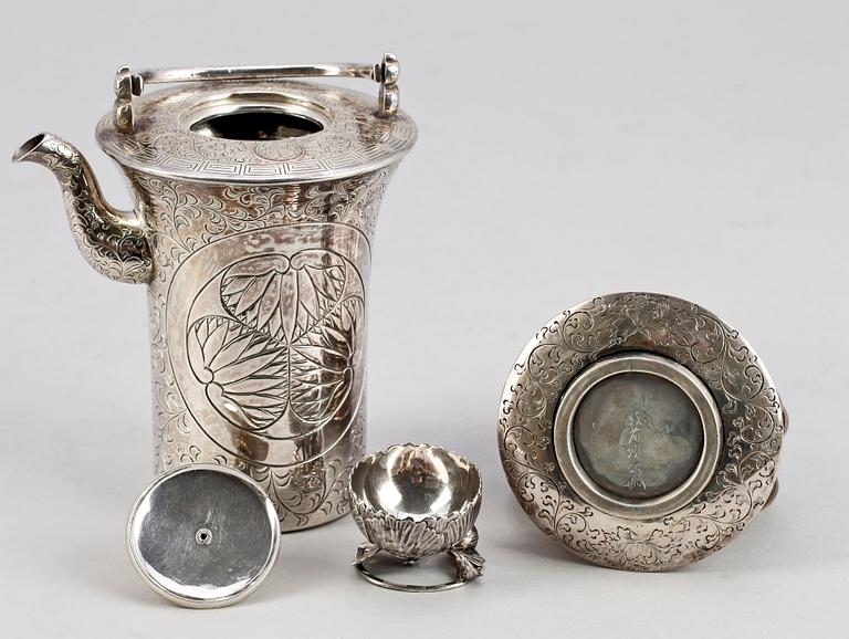 PARTI SILVER, 6 delar, silver, Kina 1900-tal. Tot vikt ca 885 g.