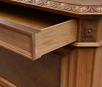 SIDEBOARD, Carl Johanssons Möbleringsaffär, Stockholm, 1900-talets första hälft.