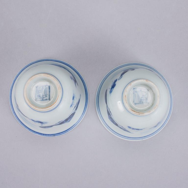 VINBÄGARE, porslin, Kangxi 1700-tal.