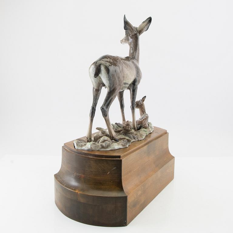 Figurin Rosenthal porslin 1900-talets första hälft.