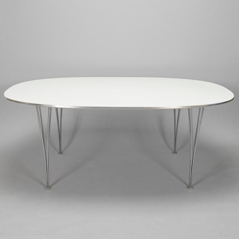 Bruno Mathsson & Piet Hein, ruokapöytä, "Superellips", Fritz Hansen, Tanska. 1996.