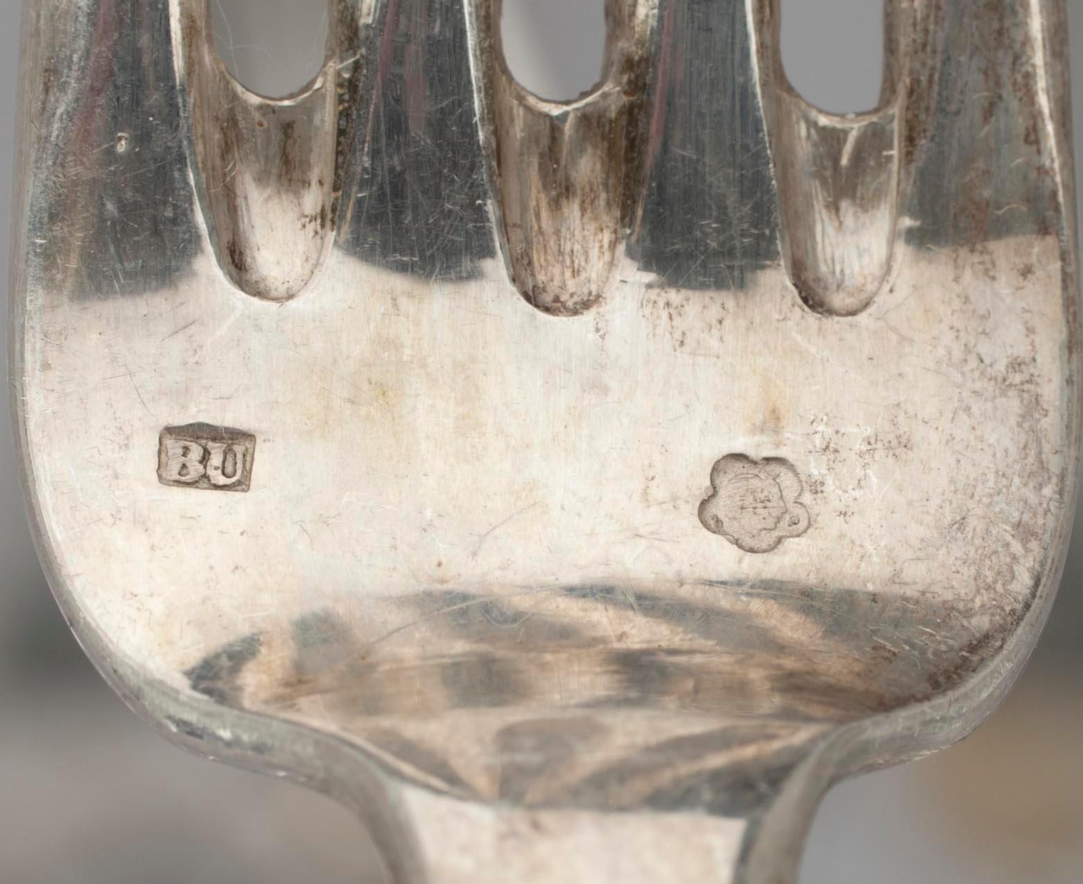 BESTICKUPPSÄTTNING, 57 delar,  Österrike-Ungern, sekelskiftet 1800/1900-tal. Silverhalt 800. Vikt ca. 2710 g.