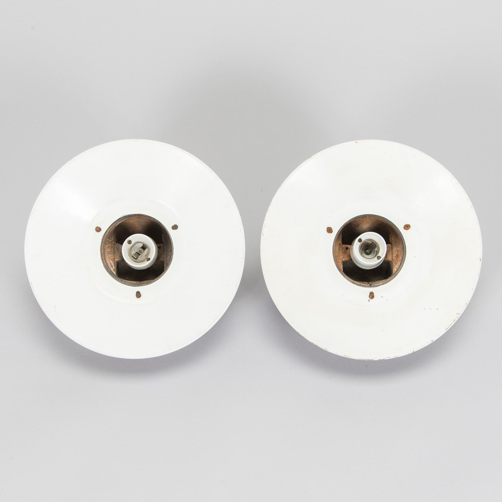 Paavo Tynell, a pair of 1930s wall light, model 2602 Taito, 1930s.