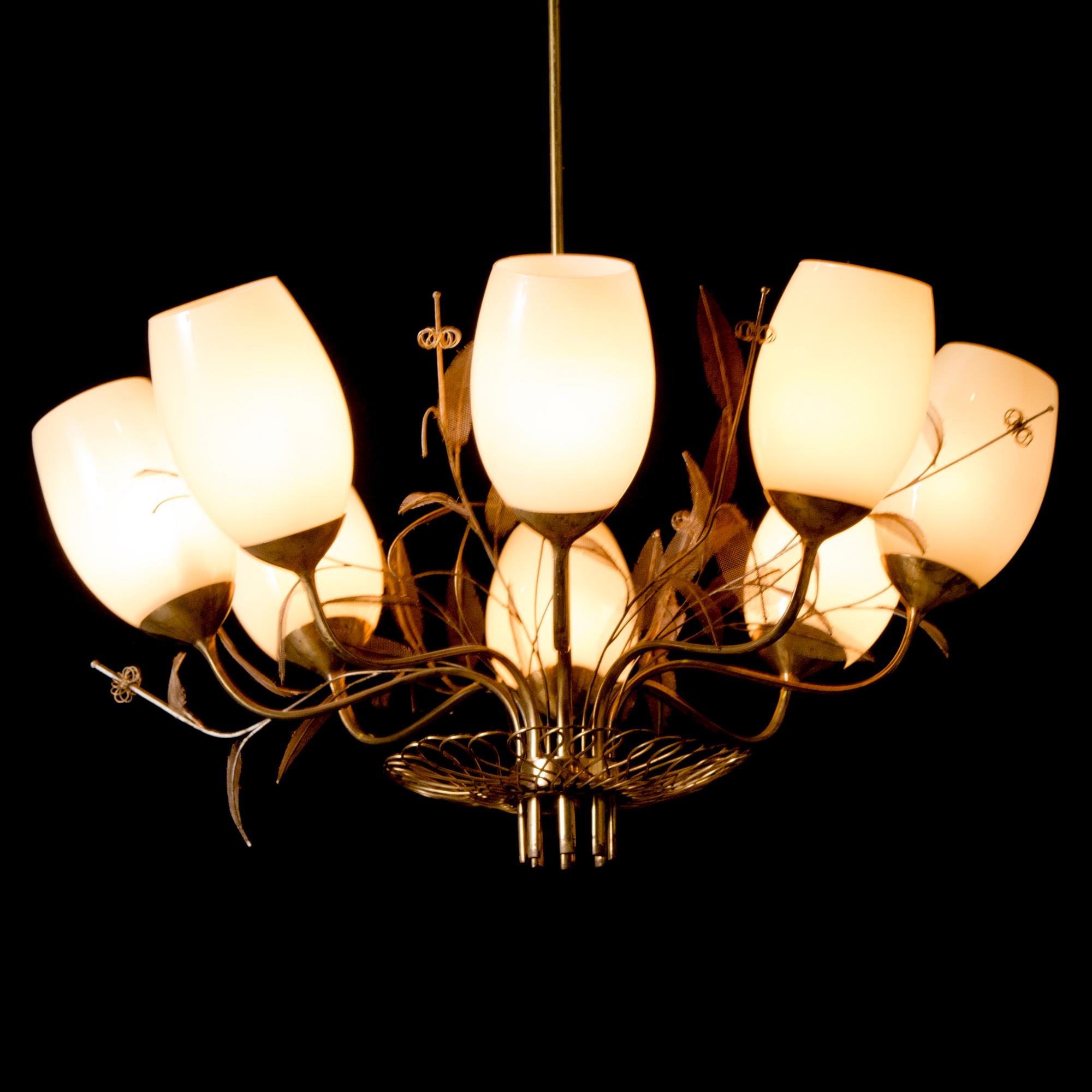 Paavo Tynell, Taklampa, modell 9029/8, Taito 1900-talets mitt.