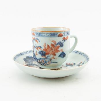 Cup with saucer and saucer two pieces China 18th century porcelain.