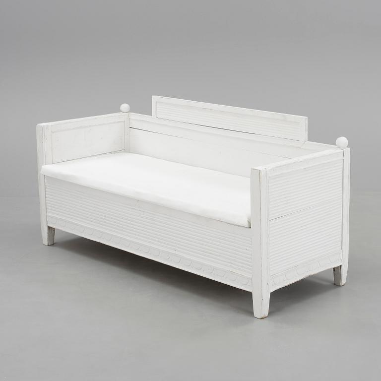 SOFFA, gustaviansk, omkring år 1800.