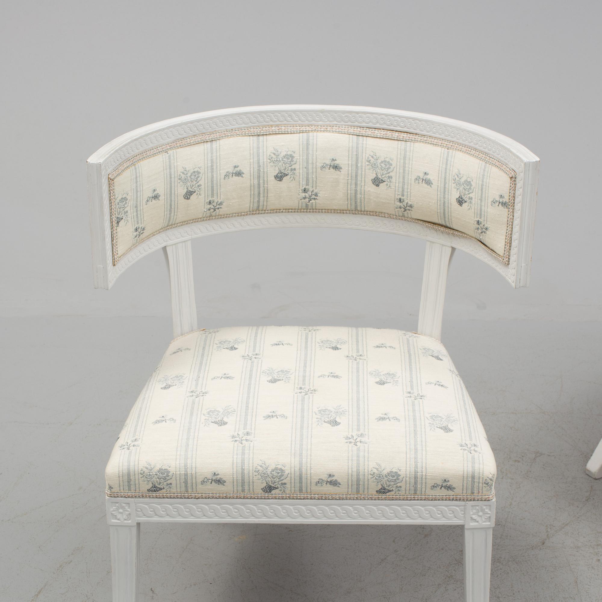 A pair of Swedish late Gustavian 1790's klismos chairs.