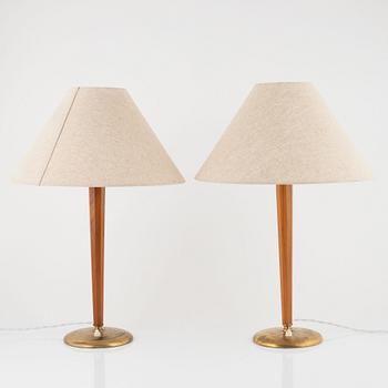 Bertil Brisborg, a pair of table lamps, model "31915", Nordiska Kompaniet, Sweden 1940s-1950s.