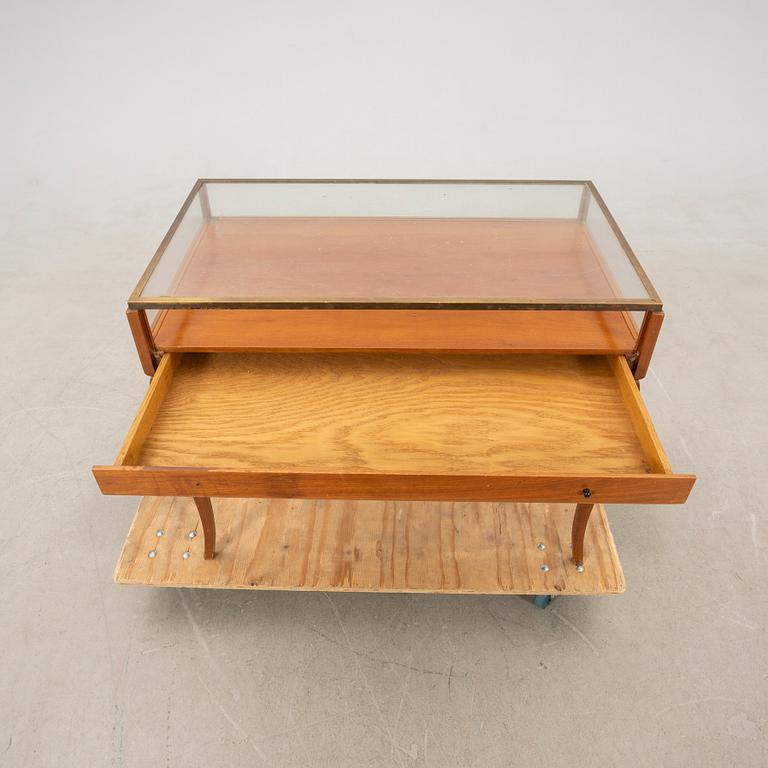 Display table Rococo style, first half of the 20th century.