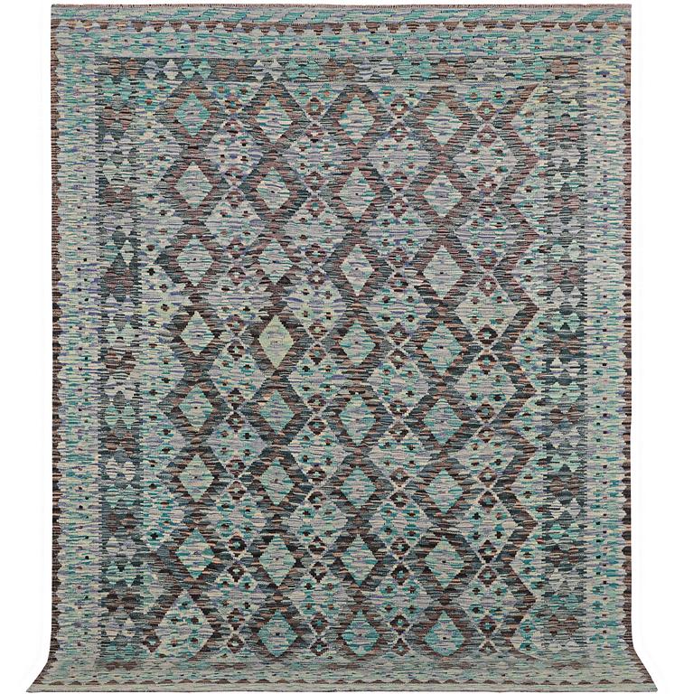 A Kilim rug, c. 250 x 194 cm.