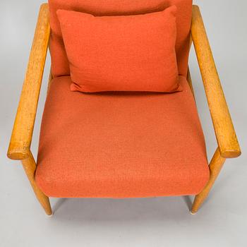 Jussi Peippo, A pair of mid-20th century '2460' armchairs for Asko, Finland.