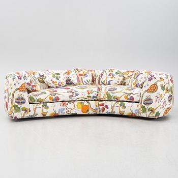 India Mahdavi, a sofa "Jelly Pea", Firma Svenskt Tenn, Sweden.