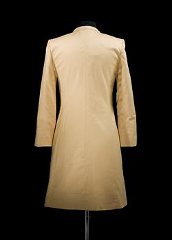 A cotton coat by Guy Laroche.
