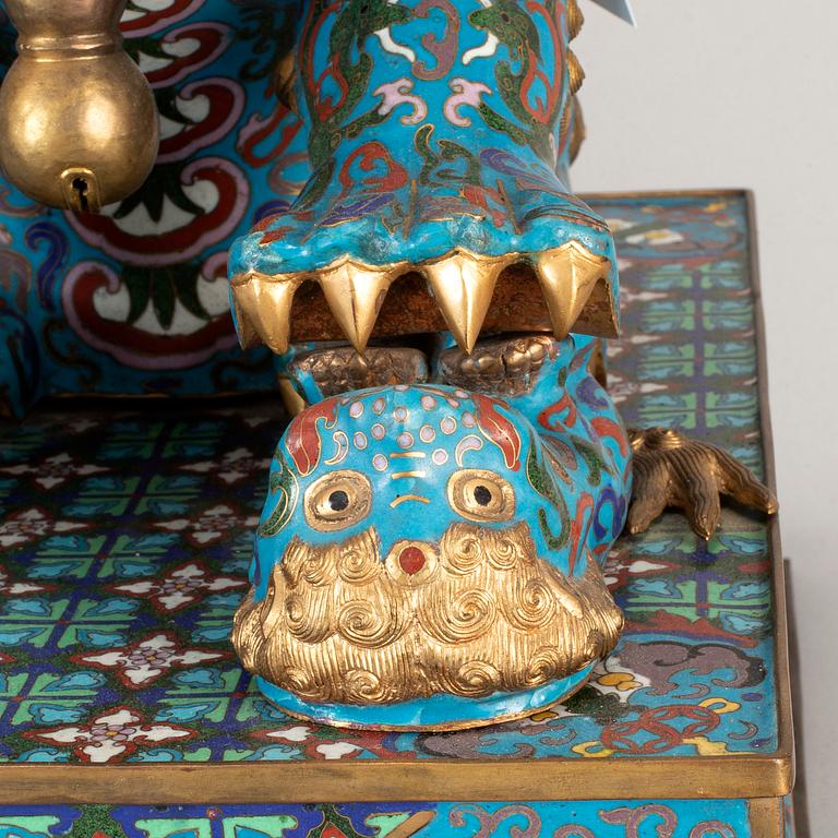 A pair of cloisonne buddhist lions, China, modern manufactory.