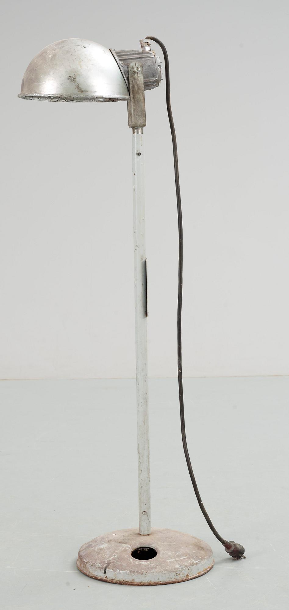 INDUSTRIARMATUR, 1900-talets mitt.