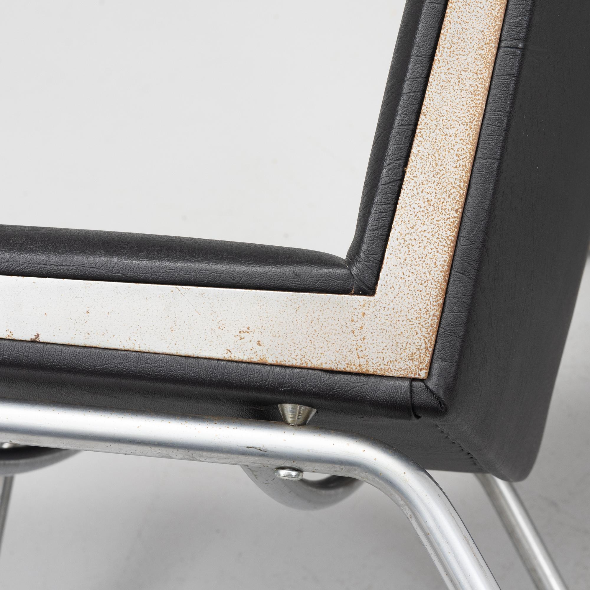 Hans J Wegner, fåtöljer, ett par, "Kastrup Airport Lounge Chair", Danmark.
