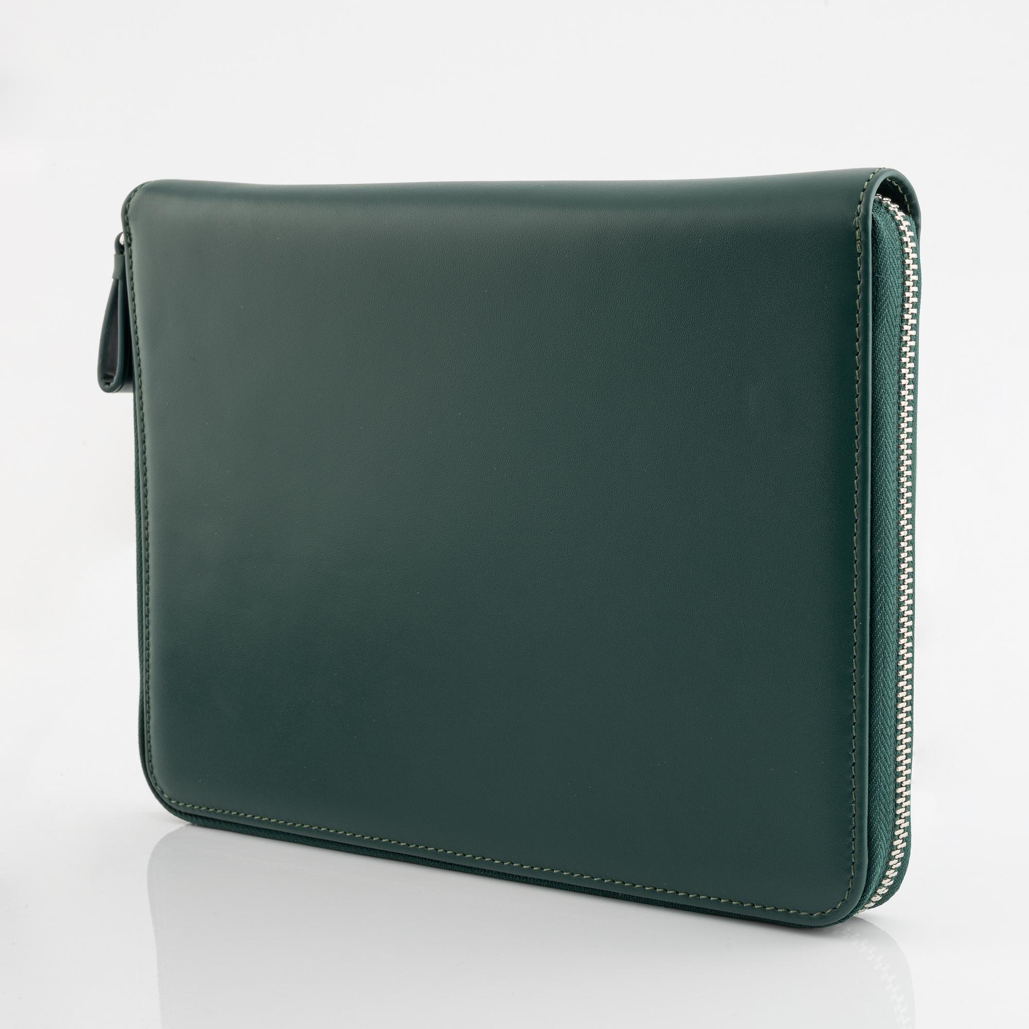 Jaeger-LeCoultre, document holder, 25 x 19 cm.