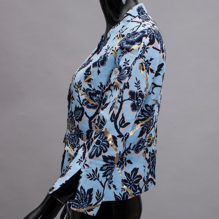 KAVAJ, Christian Lacroix.