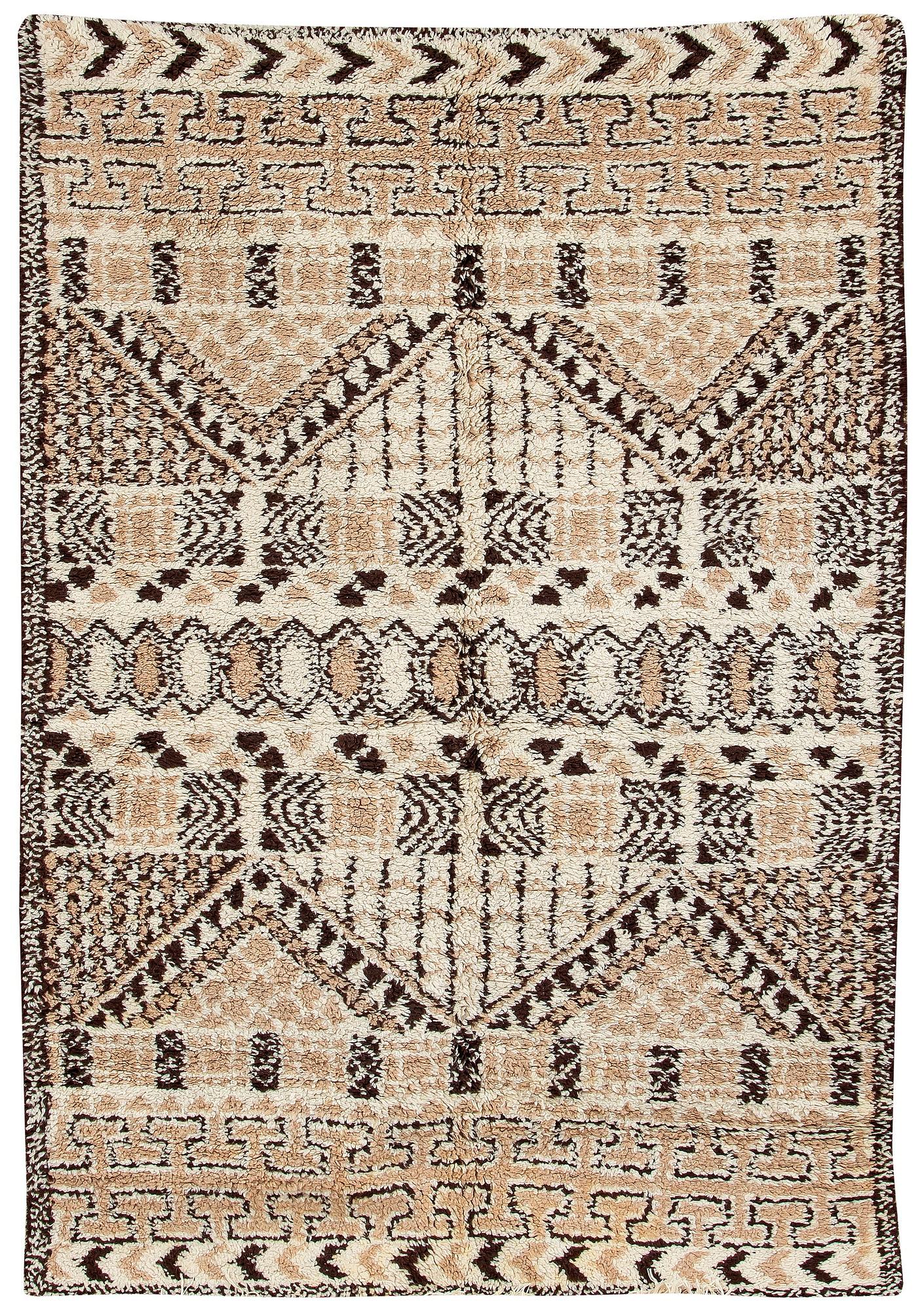 MATTA, Marocko, märkt på etikett 1967. Ca 200x136 cm.