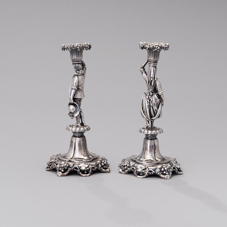 A PAIR OF FINNISH SILVER CANDLESTICKS, Roland Melin, Helsinki 1857.