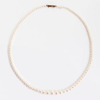 A graduated cultured pearl necklace, clasp in 14K gold.