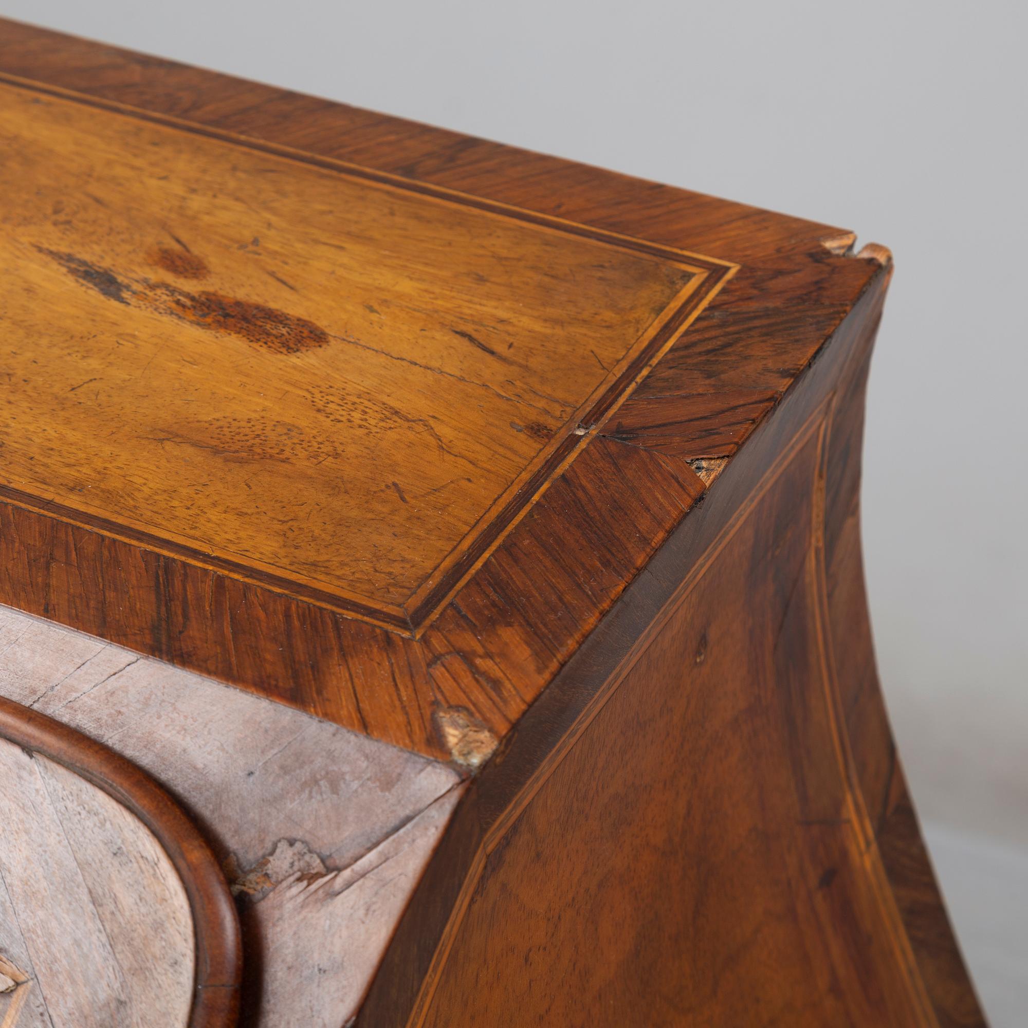 A Swedish Rococo 18th century secretaire.