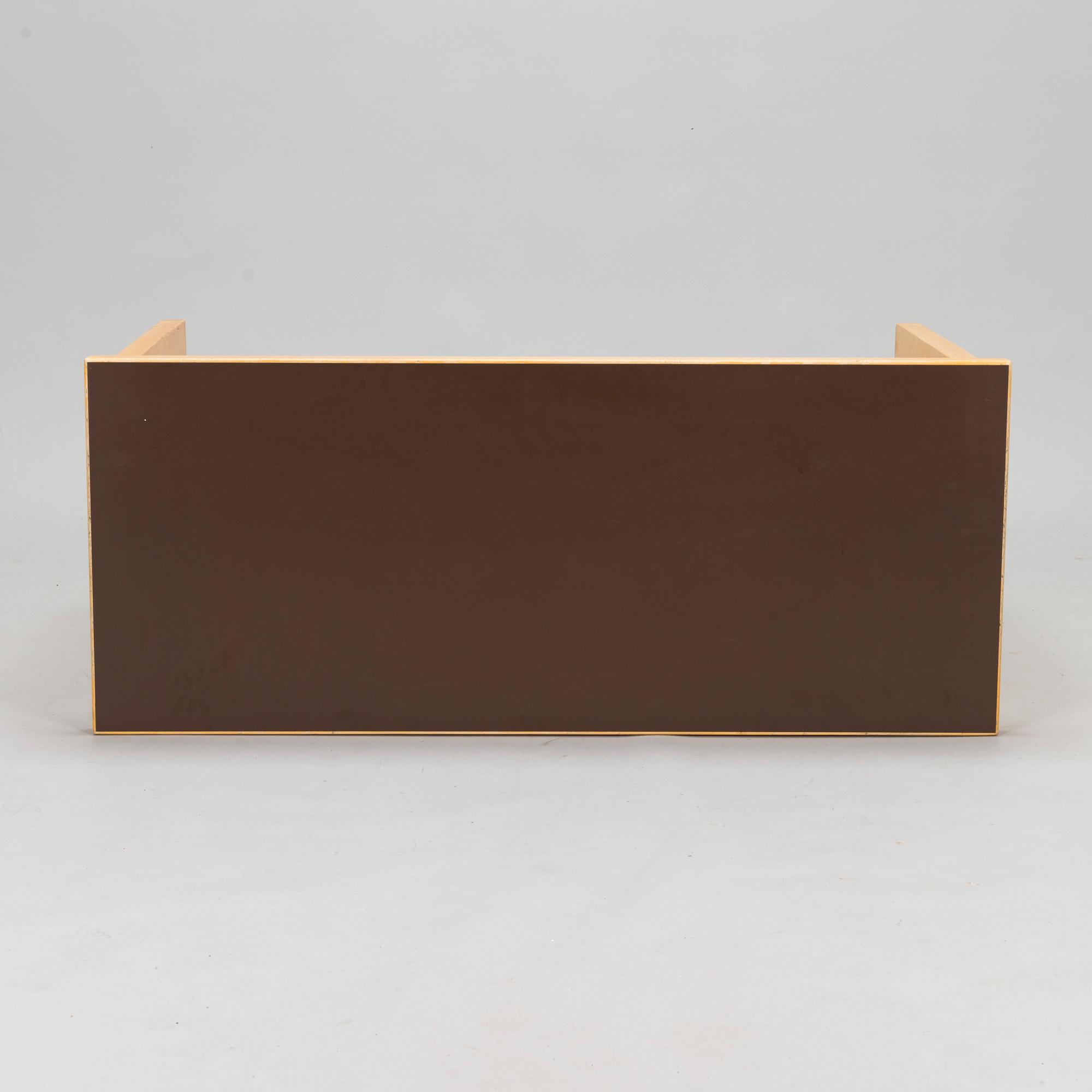 Alvar Aalto, bord, för Artek 1970-tal.