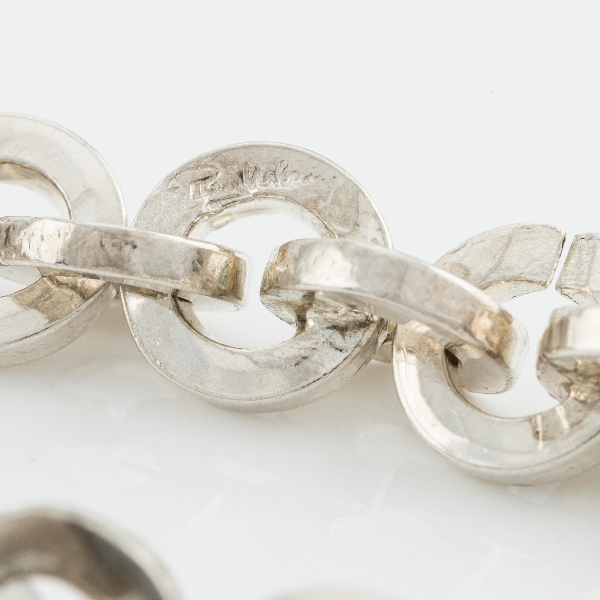 Rey Urban, a necklace/bracelet, sterling silver, Stockholm 1977.