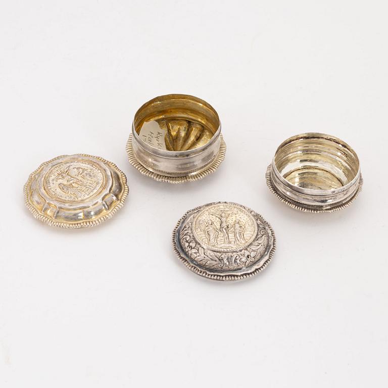 A set of two Swedish silver and parcel-gilt snuff boxes, 1770's.