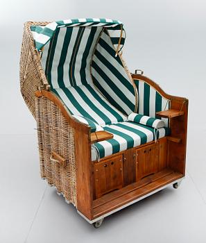 STRANDSTOL/STRANDKORG, 1900-talets mitt.