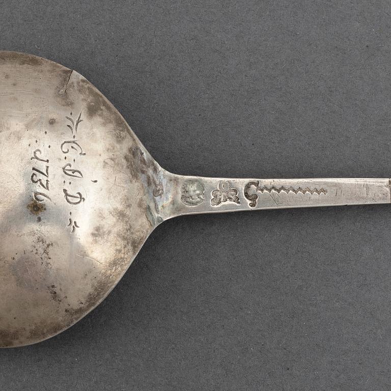 Otto Henrik Sjöberg, sked med dubbel kerubknopp, silver, Falun 1740 alt 1736.