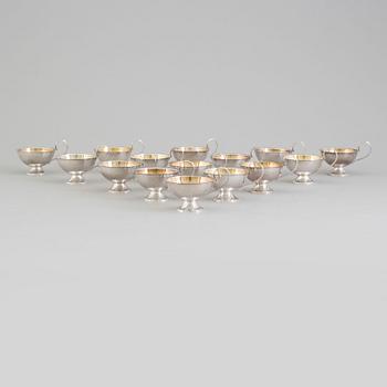 PUNCHMUGGAR, 15 st, silver, K& EC, Göteborg, 1970-tal.